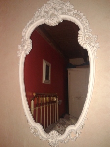 Este espejo era dorado, pero con una limpieza y unas manitas de pintura, ¡¡¡¡ tachinnnnn!!!!! 